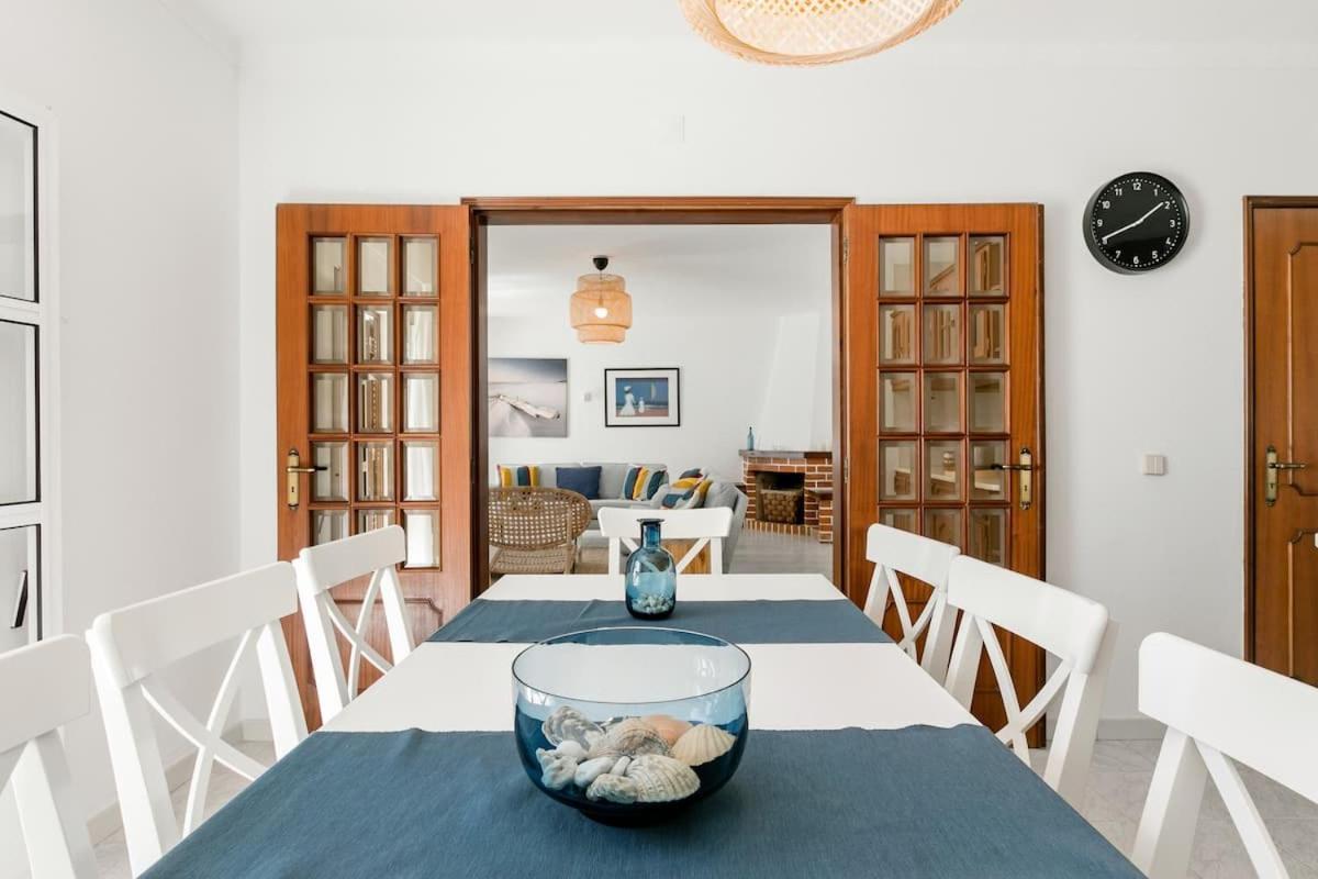 Beachfront Villa With Private Pool In Manta Rota Vila Nova de Cacela Exteriér fotografie