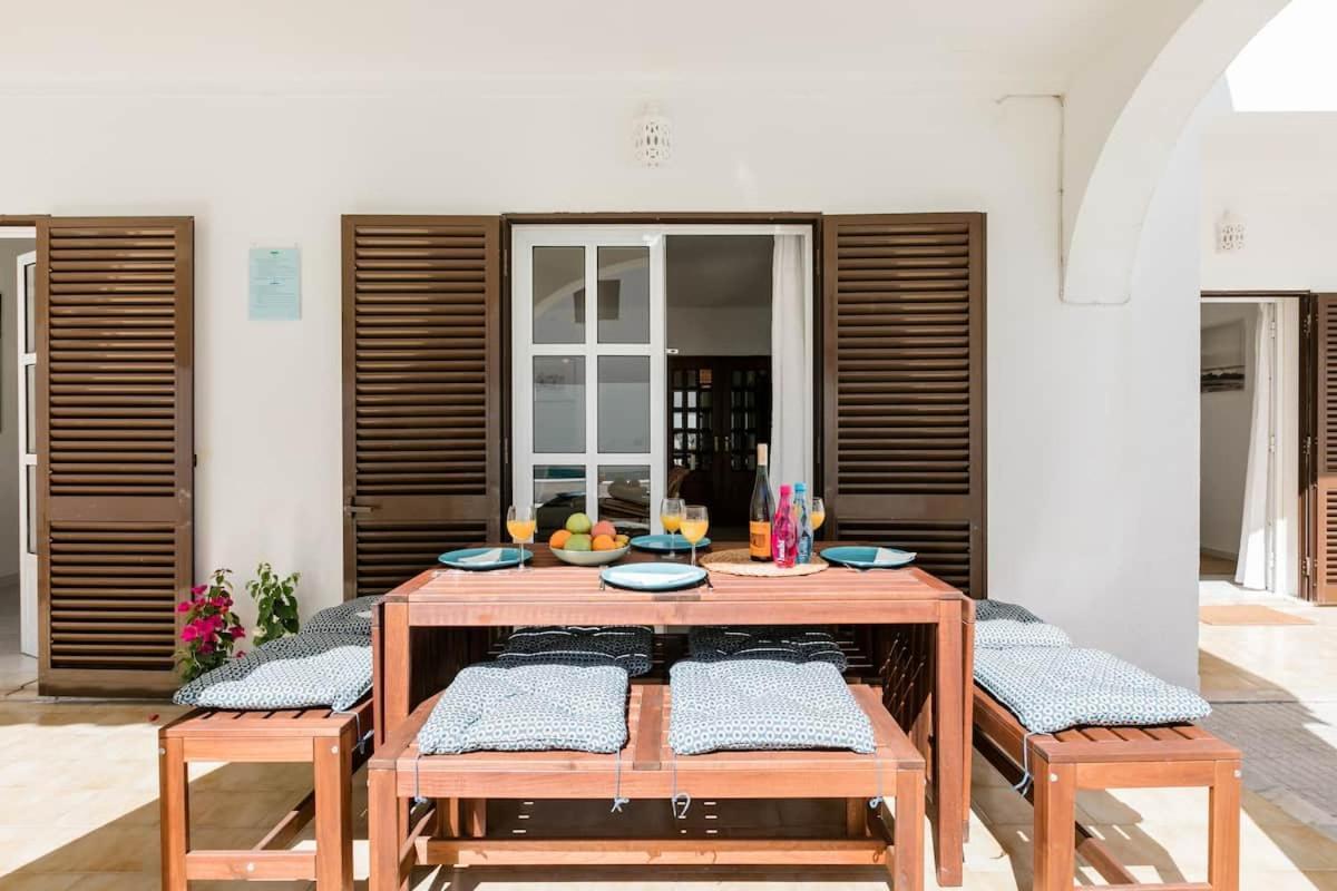 Beachfront Villa With Private Pool In Manta Rota Vila Nova de Cacela Exteriér fotografie