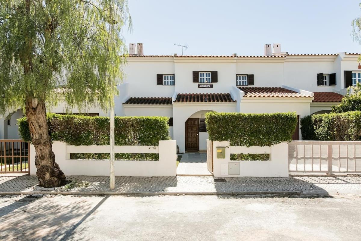 Beachfront Villa With Private Pool In Manta Rota Vila Nova de Cacela Exteriér fotografie