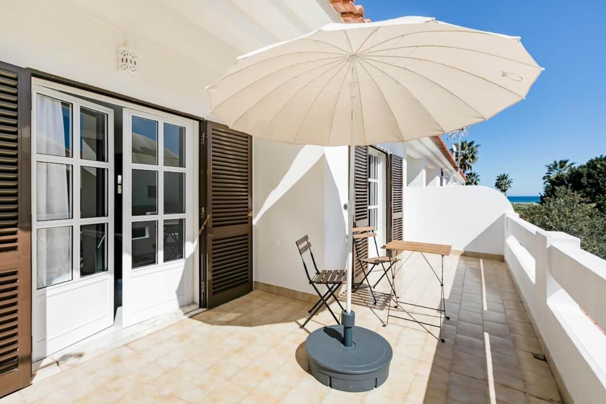 Beachfront Villa With Private Pool In Manta Rota Vila Nova de Cacela Exteriér fotografie